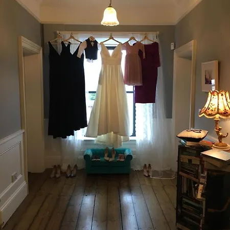 Nocleg ze śniadaniem Tom Blake House 4*