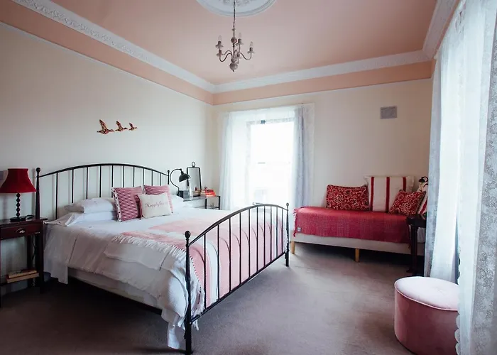 Bed & Breakfast Tom Blake House 4*